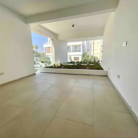 Modern Corporate - Agios Dometios By Platform 357 Nikozja